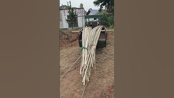 New Way to Unload Bamboo Sticks Tricycle Startup Unloading