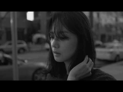 어반자카파 Urban Zakapa   거꾸로 걷는다 Official Music Video
