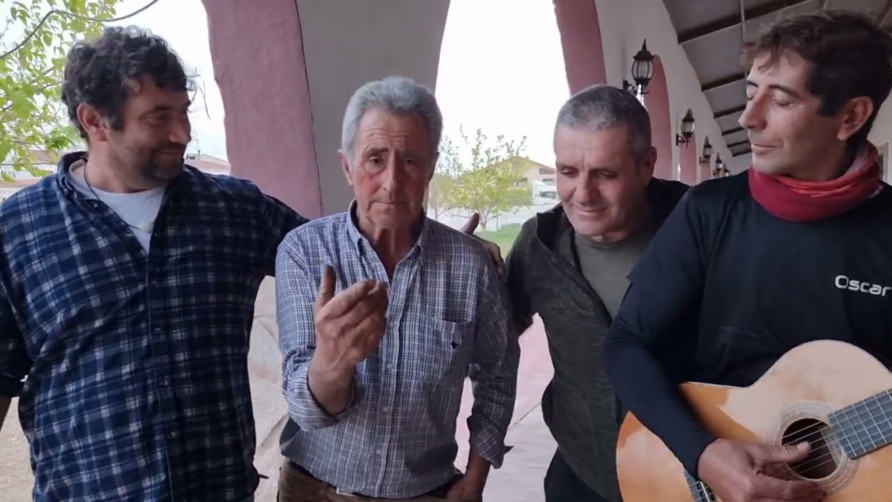Aquí estoy con unos buenos Autóctonos.