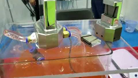 Conformal cooling channel display