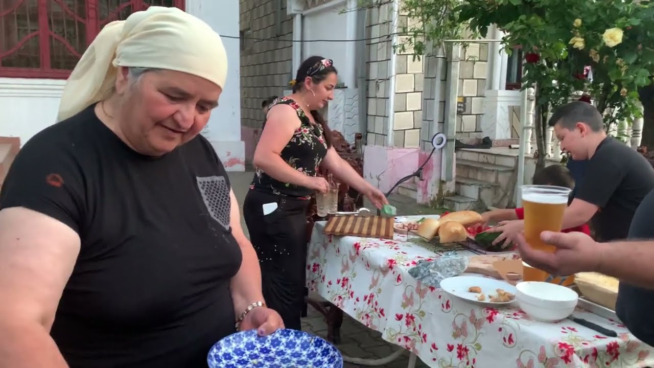 Patroana face Grătar de fericire