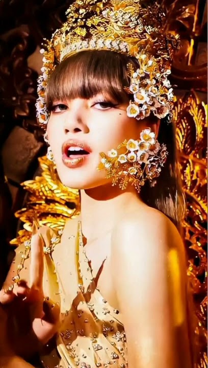 Outfits Vs lisa wearing them (Lalisa Mv) 💖💖💖 #lisa #lalisa #edits