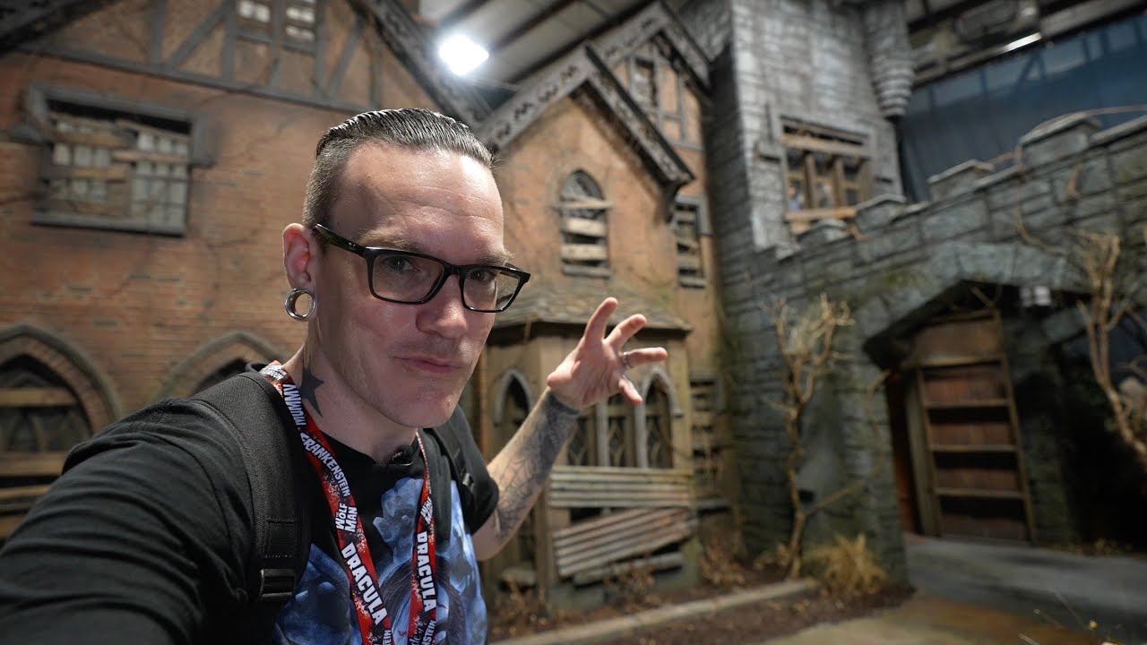 Прохождение Lights On — Halloween Horror Nights 2021 в Орландо | За кулисами тура The Screams