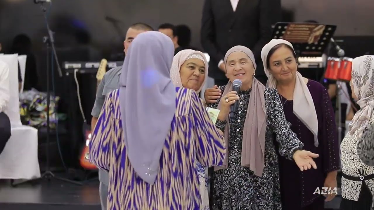 Санобар Рахмонова устоз Шерали Жўраевни ёд айлаб куйлади