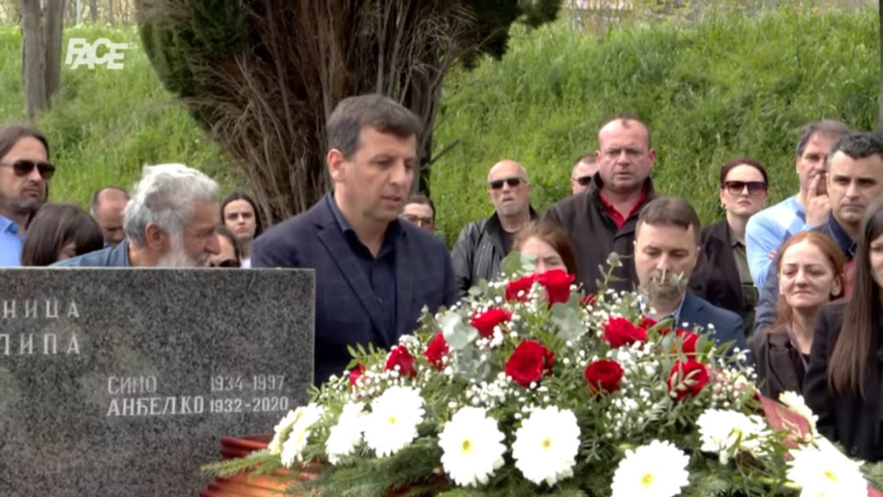 Emotivan govor Nebojše Vukanovića na sahrani njegove majke: „Živjela je dostojanstveno“