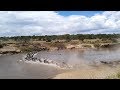 30,000 wildebeest cross the Mara River - Part 1