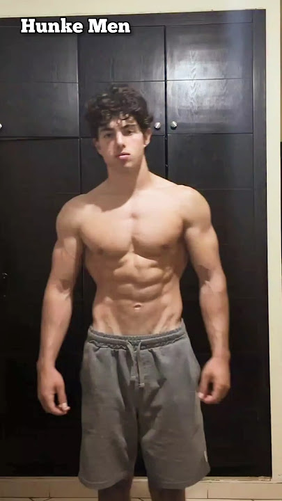 100% Natural#aesthetic#muscle#motivation#posing#abs#chest#biceps#model#body#hunk#gym#work#back#bulge