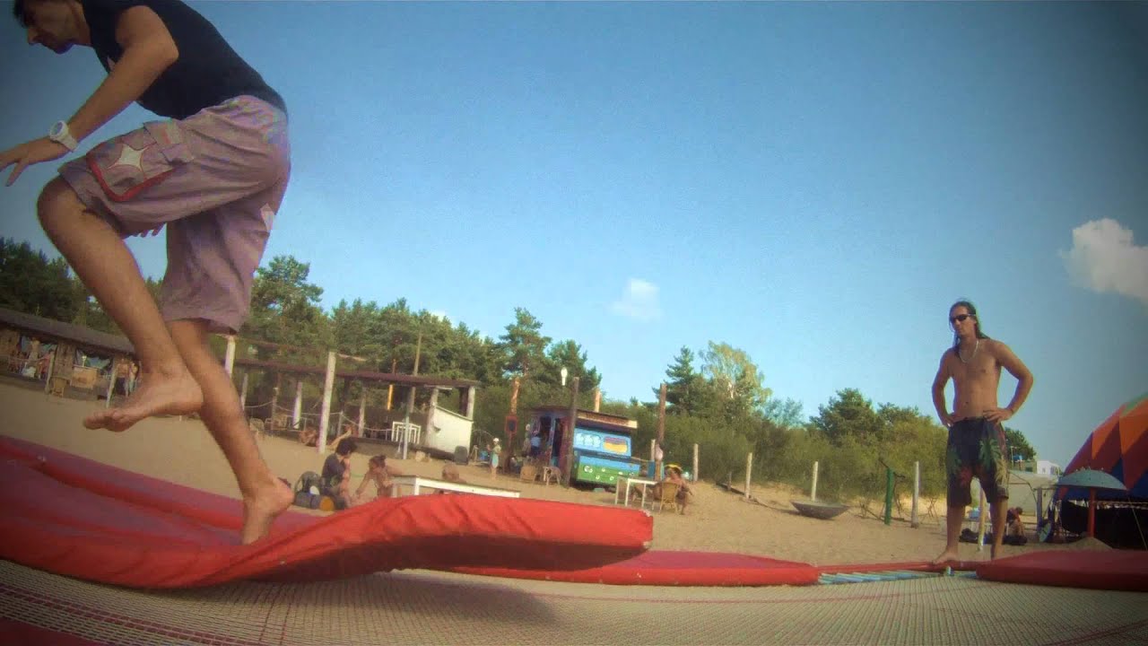 Батут в Easy Bar