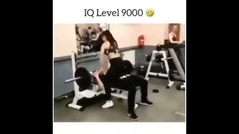 Female Gym Trainer in Gym 😘😘 /Gym funny moments 🔥🔥 #shorts #50