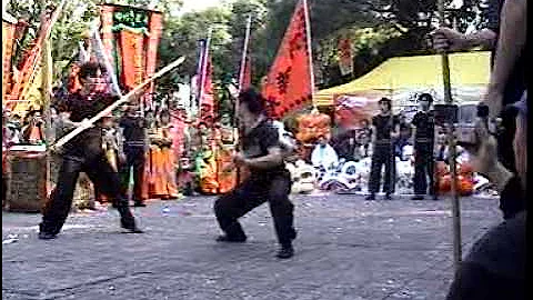 洪拳學社 (趙威洪家拳  Chiu Wai Style Hung Gar) - 功夫閣表演 Kung Fu Corner performance