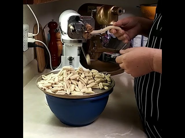 Cavatelli Maker Machine, Countertop Hand Cranking Macaroni Gnocchi