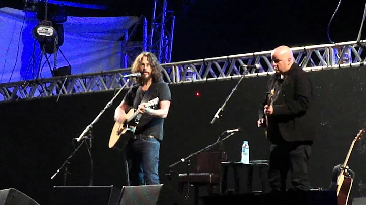 Chris Cornell Live at SWU 2011 - Wooden Jesus (W/ Alain Johannes)