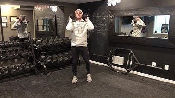 Superset  Squat to Curl + Push Press