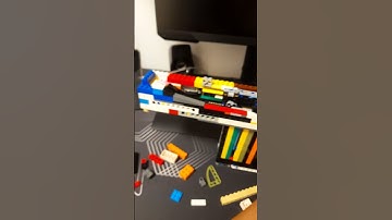 LEGO shell-ejecting GM6 LYNX mech.