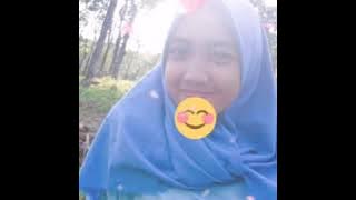 Ade jilbab biru.  Cover(wandra ft jihan audy)