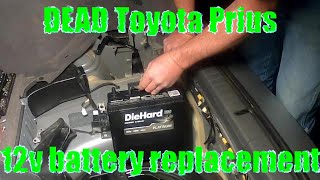 Toyota Prius 12 volt Engine Starting Battery Replacement