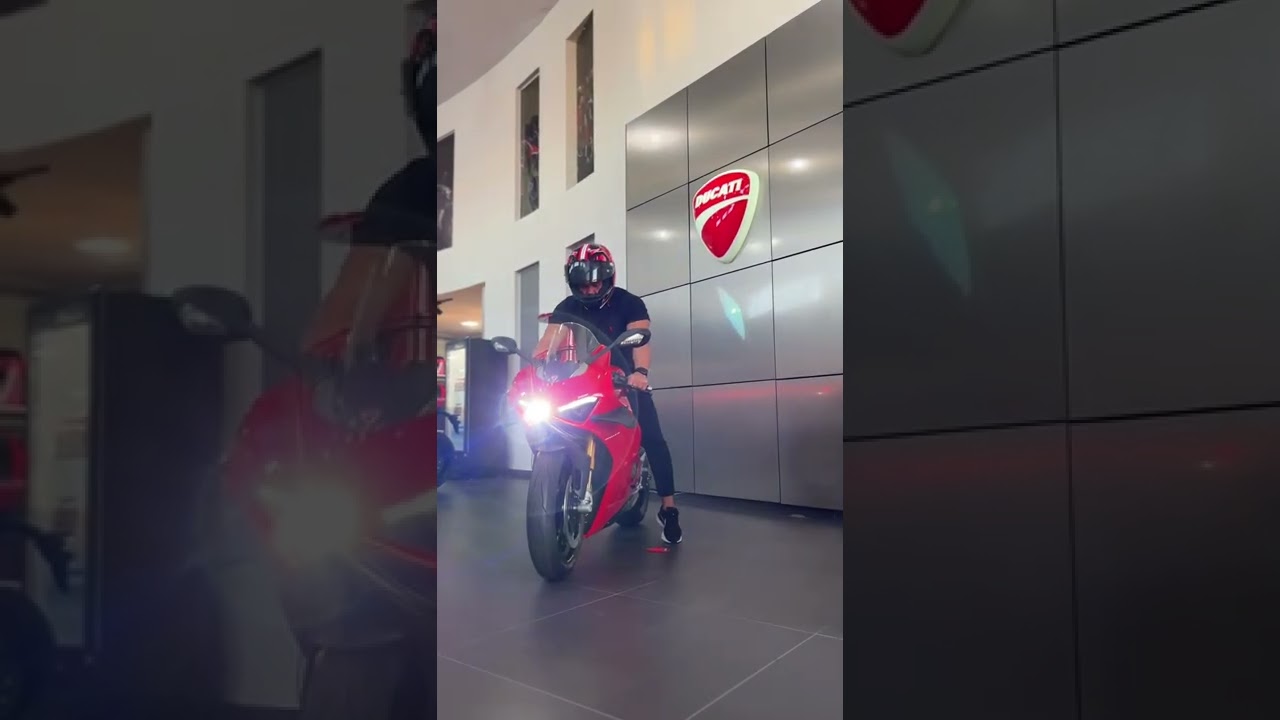 Como disse o Júnior: a Panigale v4s é “Uma obra de arte” 🇮🇹😎