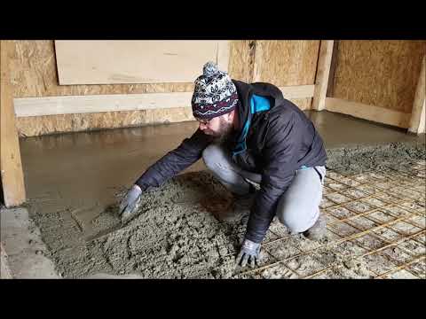 Videó: Mennyibe kerül egy betonblokk garázs?