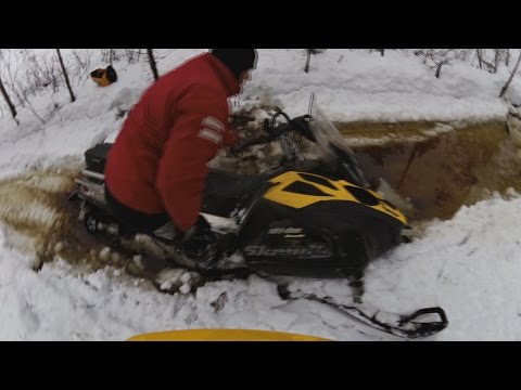 На снегоходе по грязи