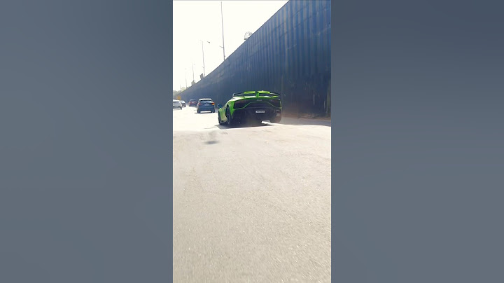 10 Crore Lamborghini on Speed Bump 🤯 | Supercars Club India