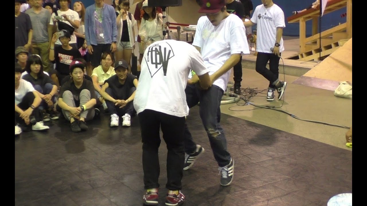 ISSEI vs 陸上 BBOY team FINAL / STREET GAMES 2015
