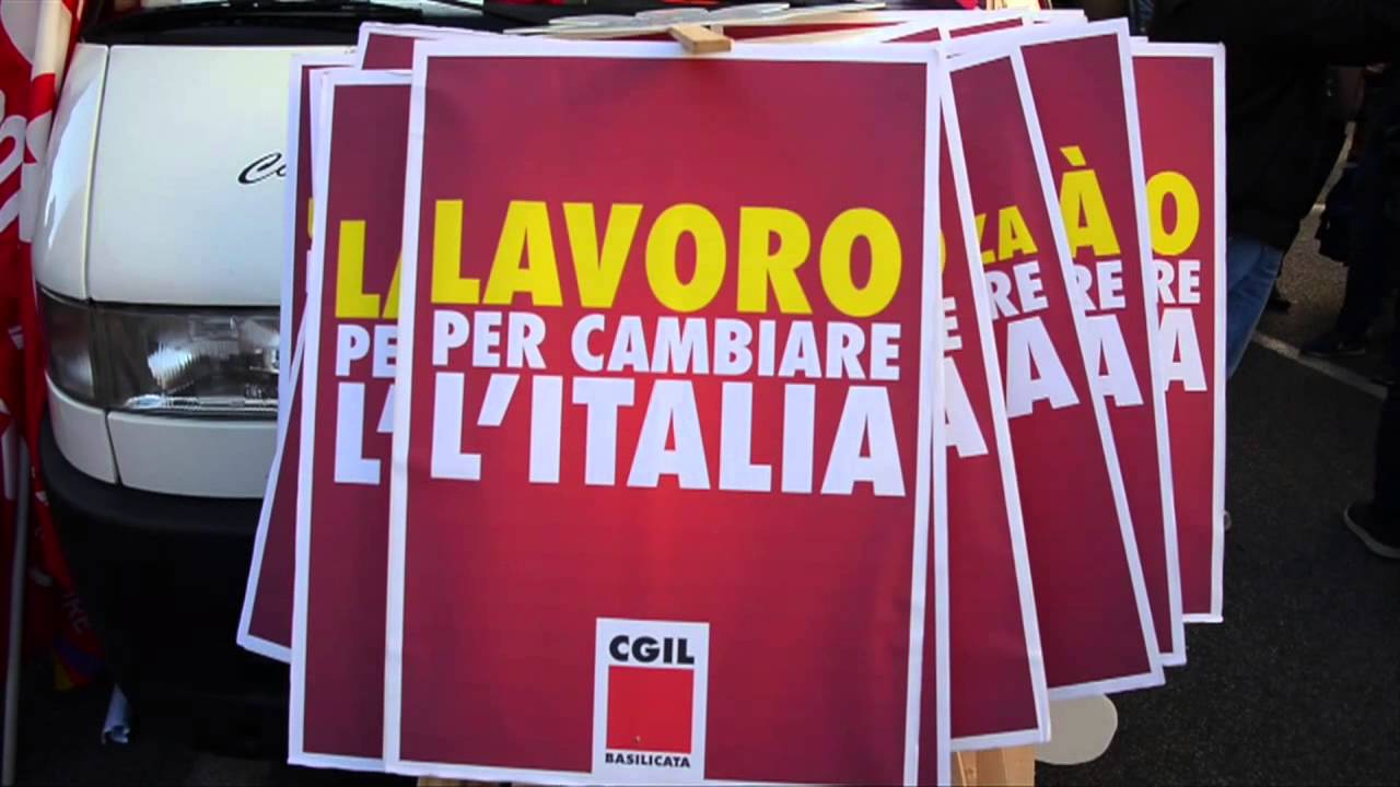 Italie manifestation contre la réforme du marché du travail YouTube Italie manifestation contre la réforme du marché du travail YouTube