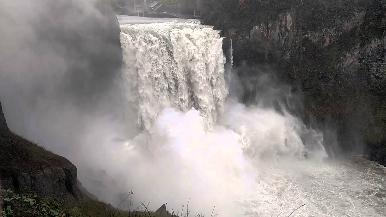 Snoqualmie falls 29kcfs moderate flood level 11/14/15 10am - YouTube