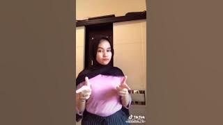 Tiktok tudung gelek.awek tiktok seksi tak pakai bra nampak puting susu.melayu tiktok bogel