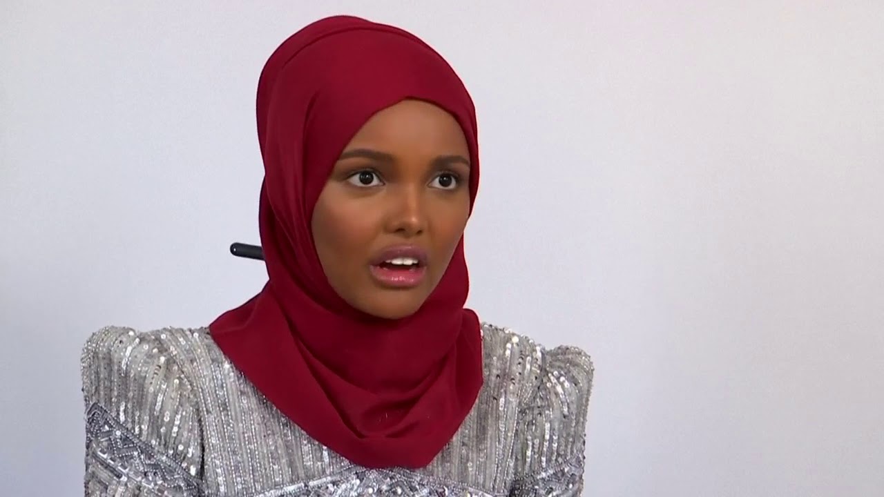 Hijab Wearing Model Breaks Barriers In US YouTube