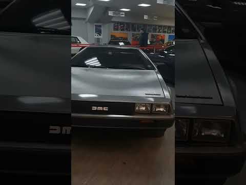 Delorean из назад в будущее в Сочи