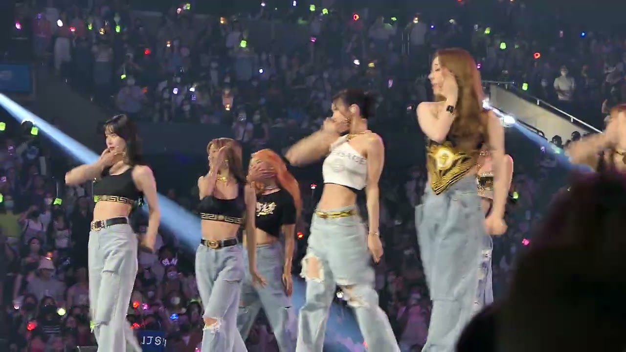 WJSN (우주소녀) - Last Sequence | 220821 KCON LA