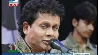 পবিত্র কুরআন নিয়ে নকুল কুমারের একটি গান   Media Bangladesh screenshot 3