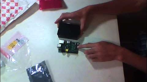 SoC Raspberry Pi Unboxing Model B - Whnabile