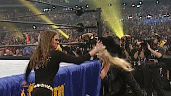 Stephanie McMahon slaps Trish Stratus: WrestleMani...