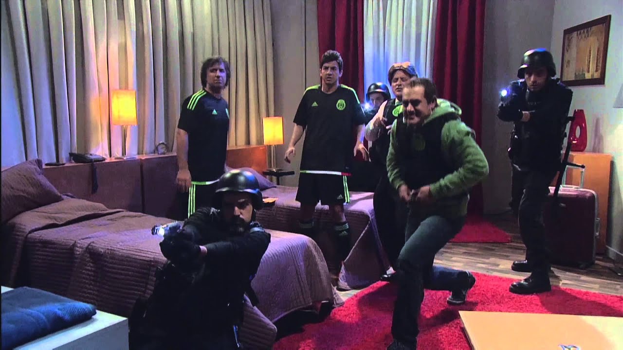 Crackovia América | Sketch | El Piojo y Cuau vigilan al Tri + Maradona, Pele y Hugo Sanchéz juntos