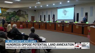 VIDEO: Hundreds of residents oppose potential Nexton-Summerville annexation