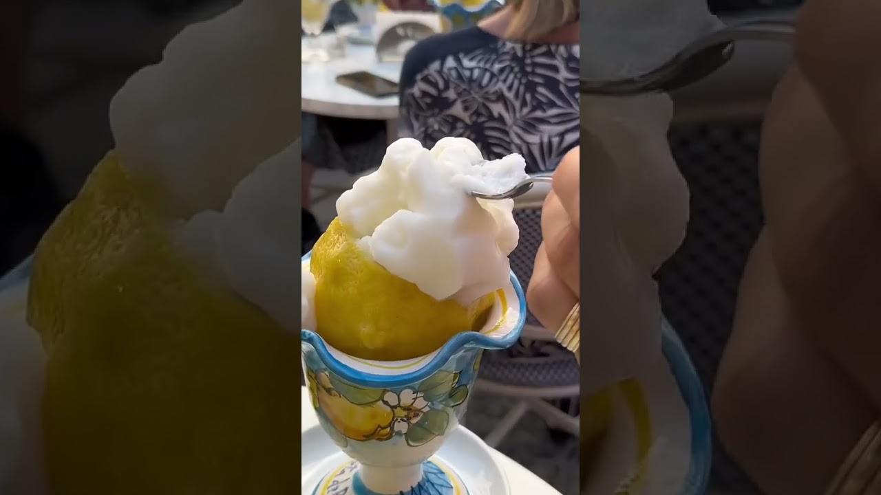🍋 Famous Lemon Gelato in Amalfi, Italy - Sweet & Refreshing 🍧  