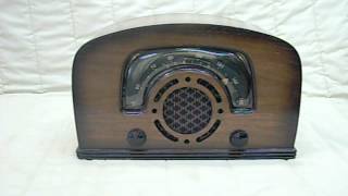 Download Mp3 1942 Zenith 'Boomerang' Black Dial Old Antique Wood Vintage Tube Radio Gudang lagu Download Mp3 1942 Zenith 'Boomerang' Black Dial Old Antique Wood Vintage Tube Radio