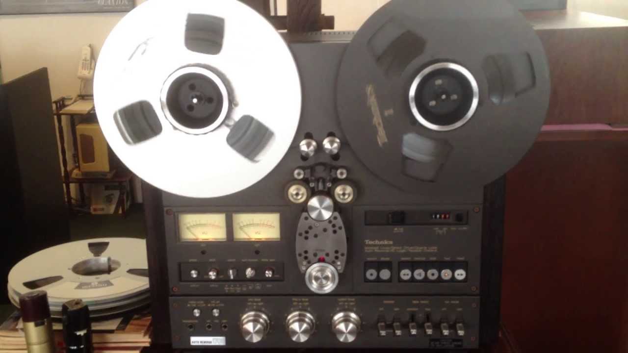 Restored Technics RS-1700 reel-to-reel tape machine by