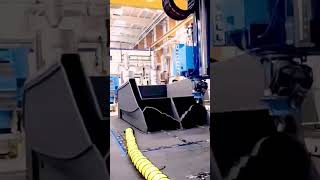 3D Printing the Largest Polymer Boat Ever Profile