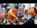 아빠와 아들의 화려한 길거리 웍 달인 셰프들 / Amazing street wok master chefs | Vietnam street food