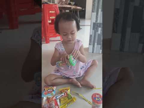 Video xúc xích 3 + 1 - youtube