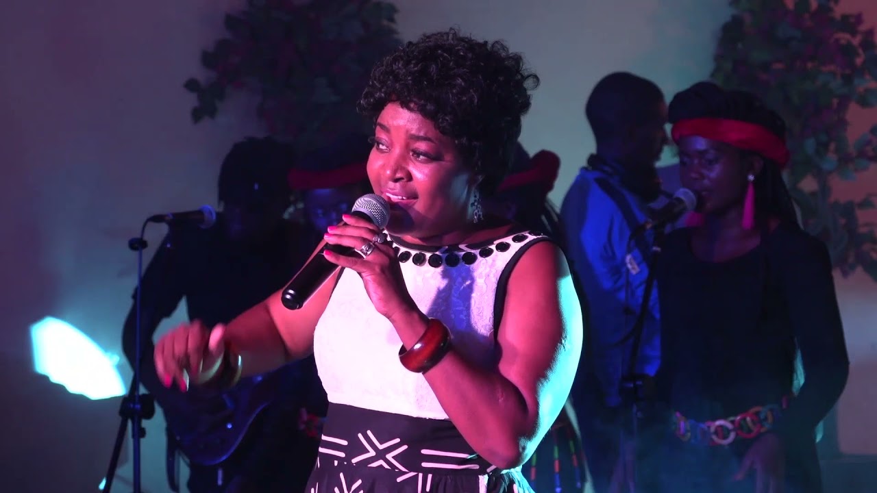 Angela Nyirenda   Malo Abwino Live performance in Malawi