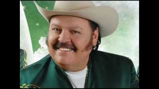 Video thumbnail of "Ramon Ayala- Un Puno De Tierra"