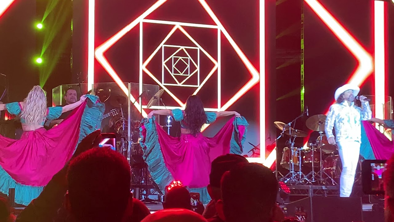 Marco Antonio Solís- Morenita- Toyota Center, Kennewick, WA 2019 - YouTube