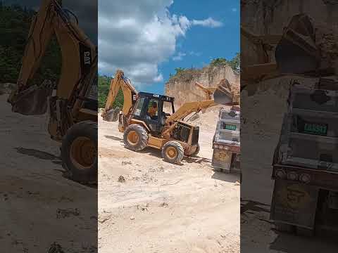 somewhere in jamaica, loading to touch the road #truck #viral