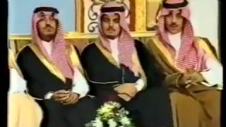 شايب يلقي خطاب أمام الملك عبدالله بعفويه مضحكه