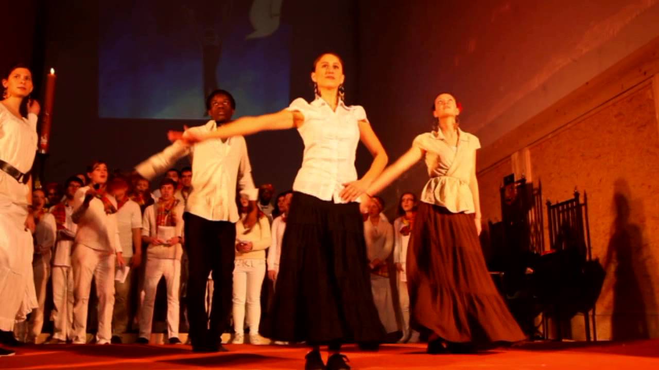 Chorale Internationale du Chemin Neuf - Pâques à Chartres 2013