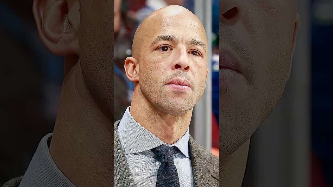 It shouldn't be taking this long to sign Manny Malhotra It shouldn't be taking this long to sign Manny Malhotra
