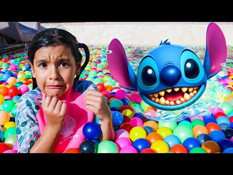 Ellie y Charlotte buscan al travieso Stitch 😱🎈